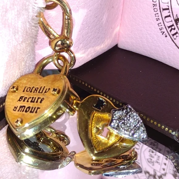 Padlock 🔐 Locket to My💕 Never Removed from Original 🎁 NWT - Picture 4 of 7